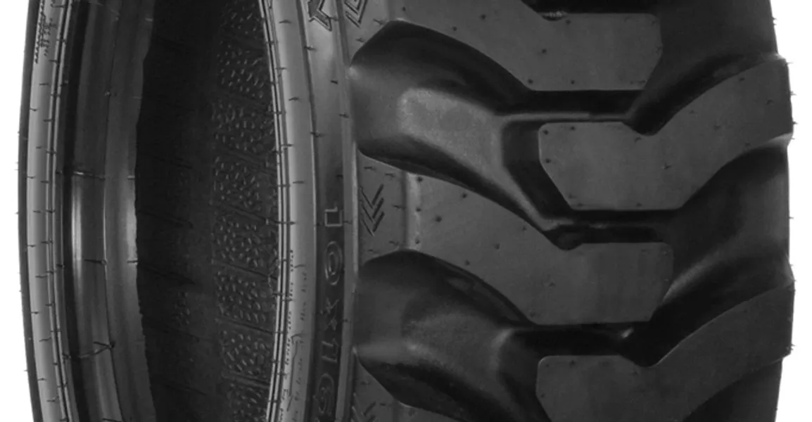 rs=w_1200,h_600,cg_true A close up of the tire 's tread on an old car.